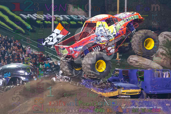 2014-01-11 MONSTER JAM® @ Anaheim Angel Stadium