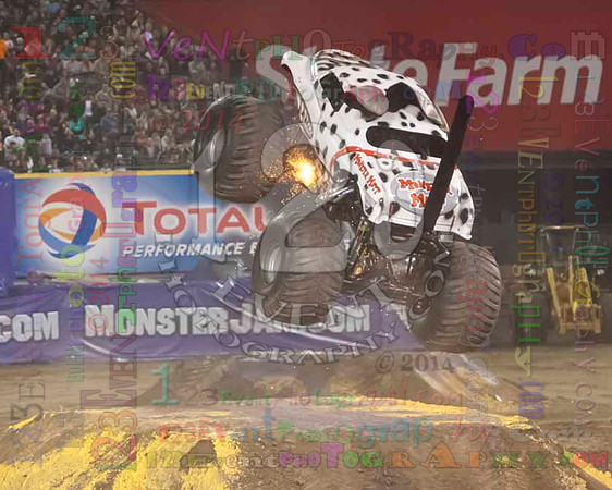 2014-01-25 MONSTER JAM® @ Anaheim #2 Angel Stadium
