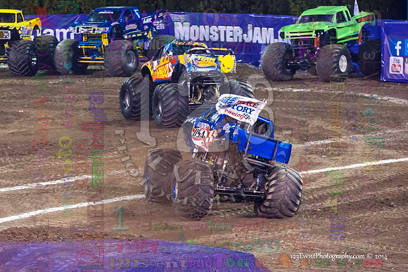 2014-01-11 MONSTER JAM® @ Anaheim Angel Stadium