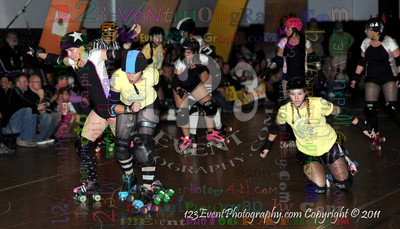 San Diego Starlettes vs. Tucson                                               Roller Derby Bout 2-5-11