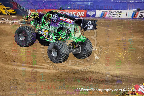 2014-01-18 MONSTER JAM® @ Qualcomm Stadium