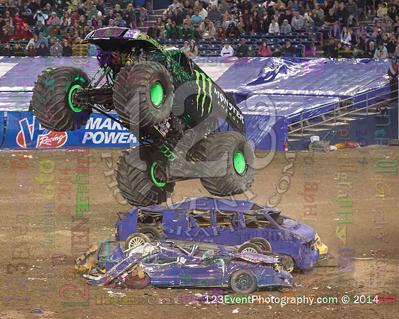 2014-01-18 MONSTER JAM® @ Qualcomm Stadium