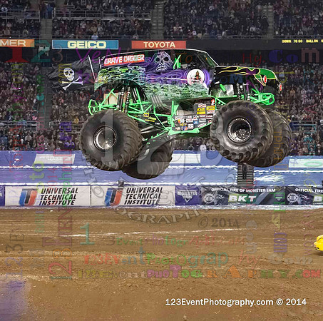 2014-01-18 MONSTER JAM® @ Qualcomm Stadium