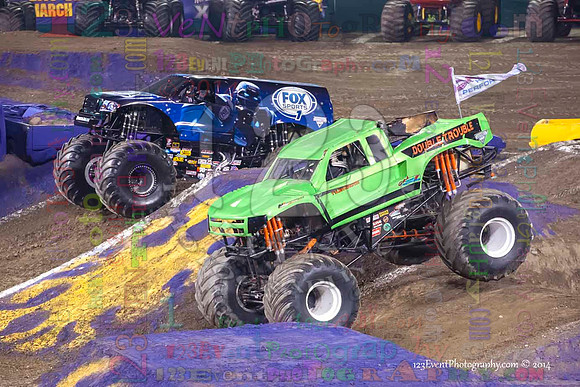 2014-01-11 MONSTER JAM® @ Anaheim Angel Stadium
