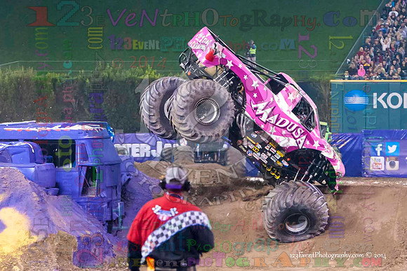 2014-01-11 MONSTER JAM® @ Anaheim Angel Stadium