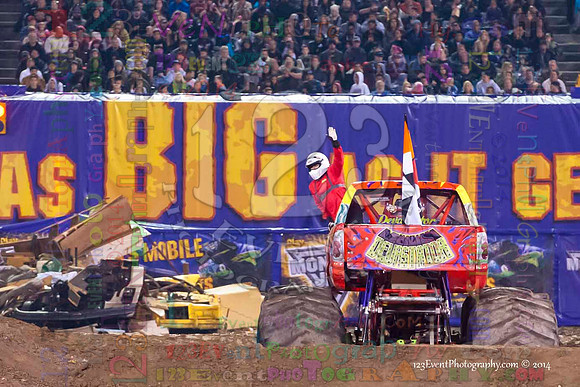 2014-01-11 MONSTER JAM® @ Anaheim Angel Stadium