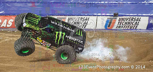 2014-01-18 MONSTER JAM® @ Qualcomm Stadium