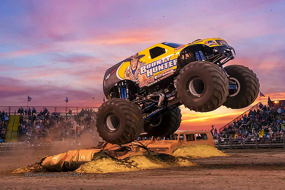 2014 WGAS Motorsports 2Xtreme Racing Bounty Hunter