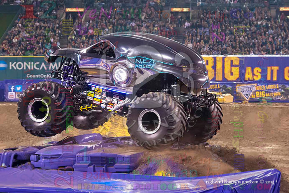 2014-01-11 MONSTER JAM® @ Anaheim Angel Stadium