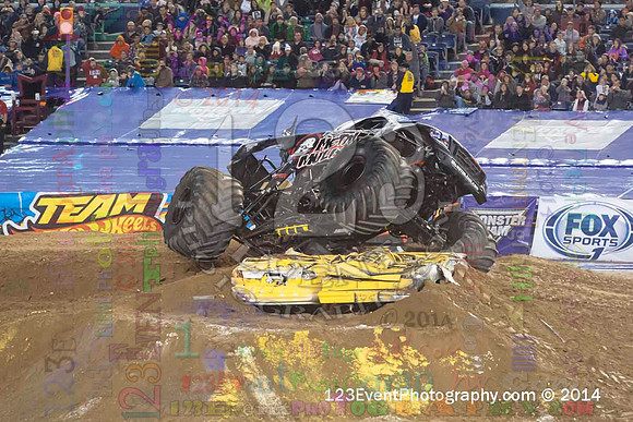 2014-01-18 MONSTER JAM® @ Qualcomm Stadium