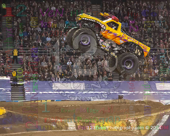 2014-01-18 MONSTER JAM® @ Qualcomm Stadium
