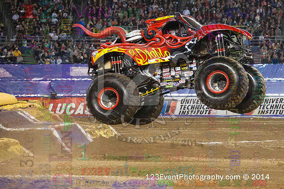 2014-01-18 MONSTER JAM® @ Qualcomm Stadium