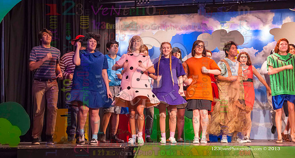 2013-12-13 A Charlie Brown Christmas Special - Clairemont High