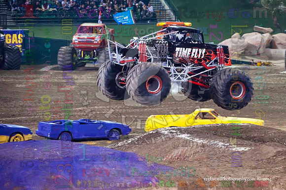 2014-01-11 MONSTER JAM® @ Anaheim Angel Stadium
