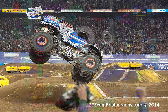 2014-01-18 MONSTER JAM® @ Qualcomm Stadium