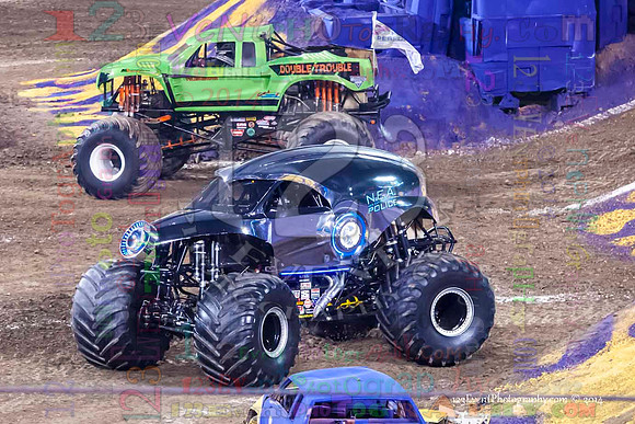 2014-01-11 MONSTER JAM® @ Anaheim Angel Stadium
