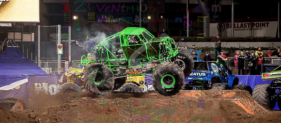 2016-01-23 MONSTER JAM® @ Petco Park San Diego #1