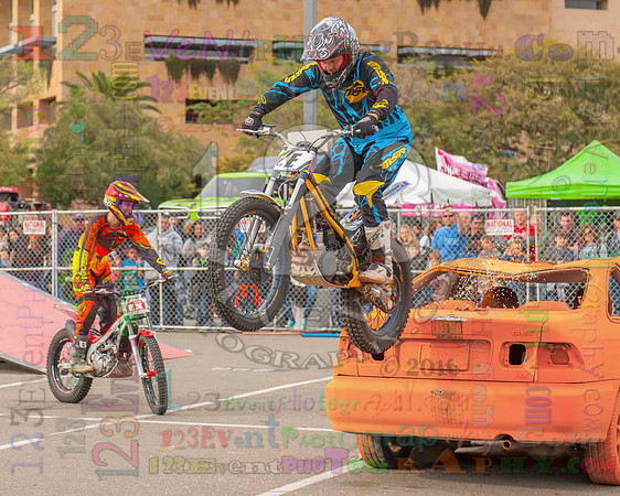 2016-01-23 MONSTER JAM® @ Petco Park San Diego #1