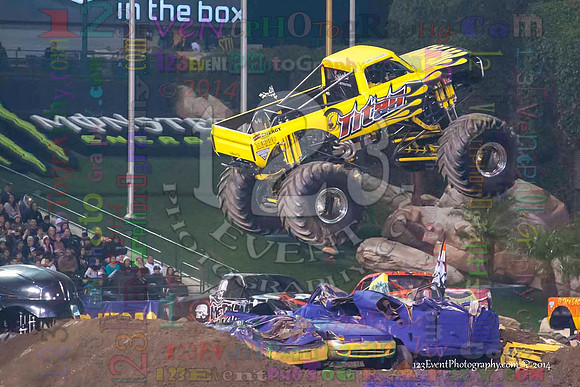 2014-01-11 MONSTER JAM® @ Anaheim Angel Stadium