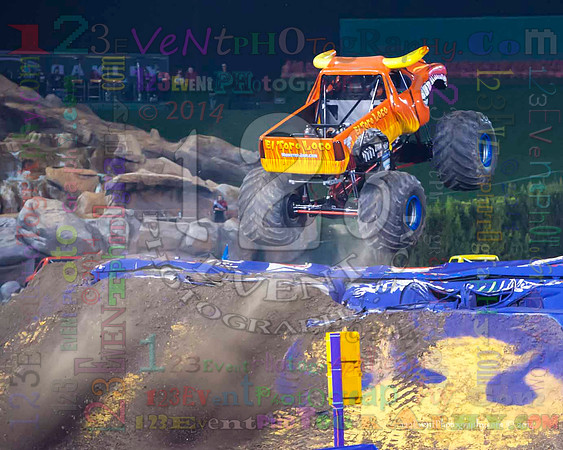 2014-01-11 MONSTER JAM® @ Anaheim Angel Stadium