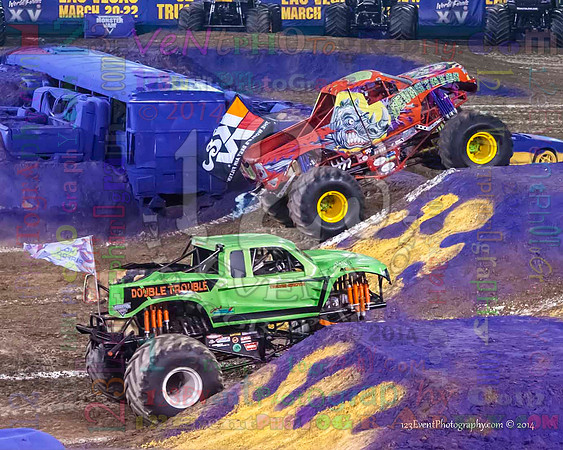 2014-01-11 MONSTER JAM® @ Anaheim Angel Stadium