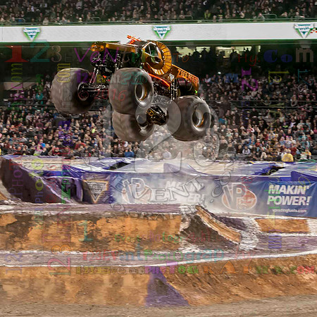 2016-01-30 MONSTER JAM® @ Angel Stadium Anaheim #2
