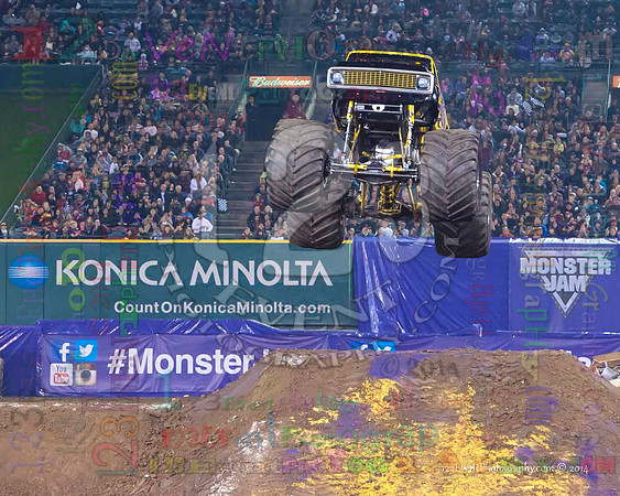 2014-01-11 MONSTER JAM® @ Anaheim Angel Stadium