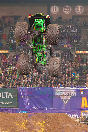 2014-01-11 MONSTER JAM® @ Anaheim Angel Stadium