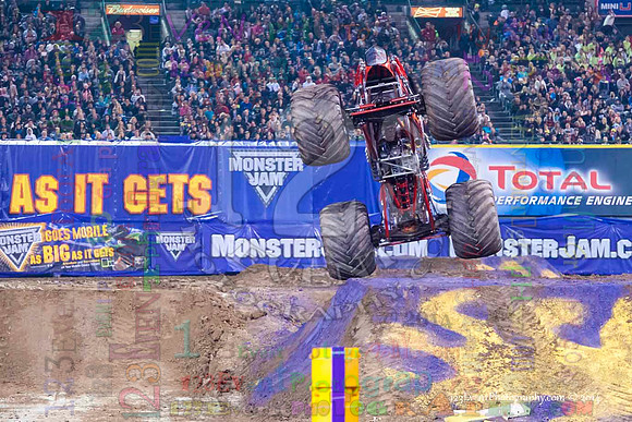 2014-01-11 MONSTER JAM® @ Anaheim Angel Stadium