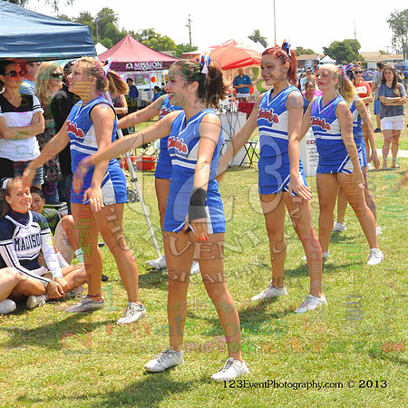 2013 Clairemont High Cheer Squad at Clairemont Family Day