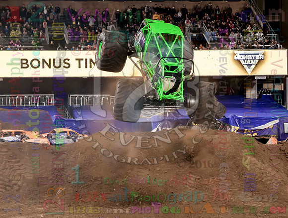 2016-01-23 MONSTER JAM® @ Petco Park San Diego #1