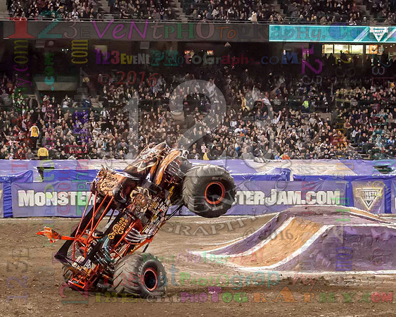2016-01-30 MONSTER JAM® @ Angel Stadium Anaheim #2