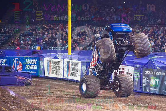 2014-01-11 MONSTER JAM® @ Anaheim Angel Stadium
