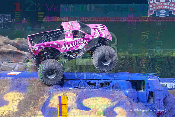 2014-01-11 MONSTER JAM® @ Anaheim Angel Stadium