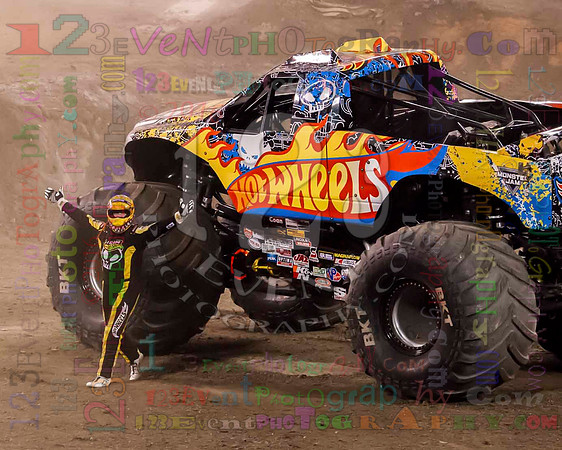 2016-01-30 MONSTER JAM® @ Angel Stadium Anaheim #2