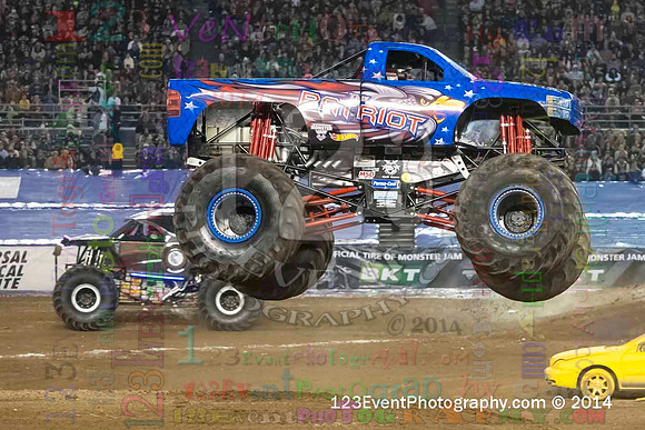 2014-01-18 MONSTER JAM® @ Qualcomm Stadium
