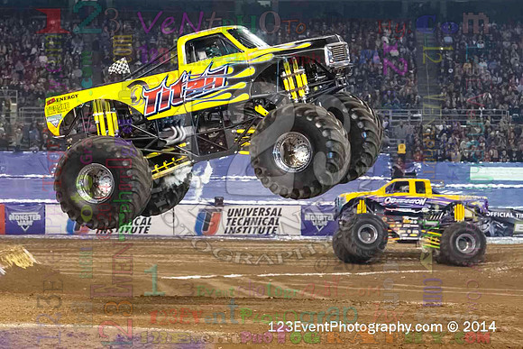 2014-01-18 MONSTER JAM® @ Qualcomm Stadium