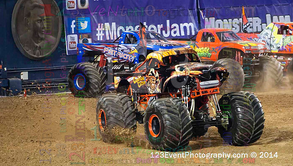 2014-01-18 MONSTER JAM® @ Qualcomm Stadium