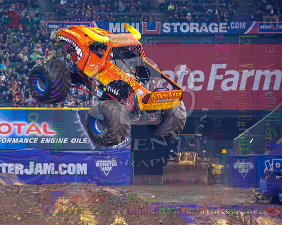2014-01-11 MONSTER JAM® @ Anaheim Angel Stadium