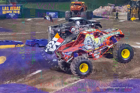 2014-01-11 MONSTER JAM® @ Anaheim Angel Stadium