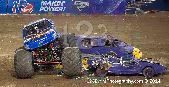 2014-01-18 MONSTER JAM® @ Qualcomm Stadium