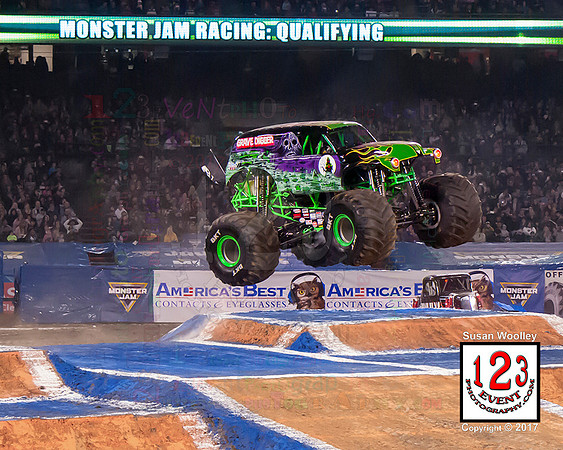 2017-01-14 MONSTER JAM® Anaheim #1