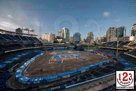 2017-01-21 MONSTER JAM® San Diego #1
