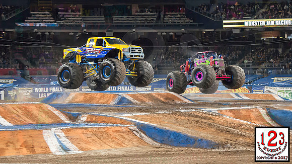 2017-01-21 MONSTER JAM® San Diego #1