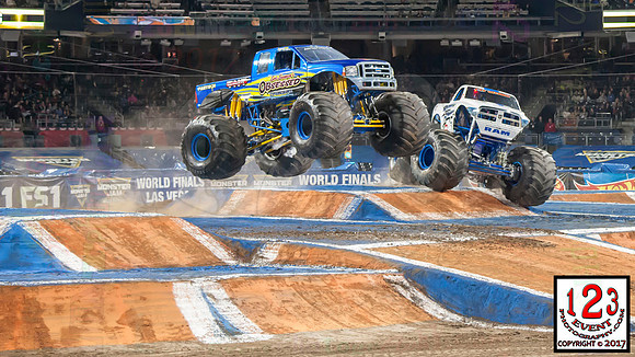 2017-01-21 MONSTER JAM® San Diego #1