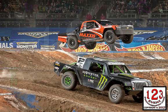 2017-01-21 MONSTER JAM® San Diego #1