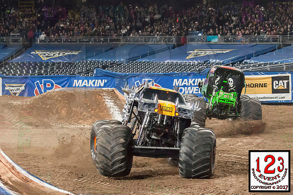 2017-01-21 MONSTER JAM® San Diego #1