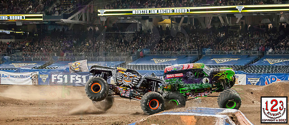2017-01-21 MONSTER JAM® San Diego #1