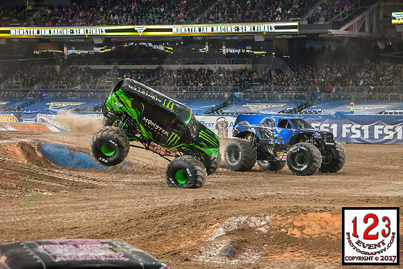 2017-01-21 MONSTER JAM® San Diego #1