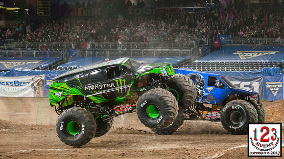 2017-01-21 MONSTER JAM® San Diego #1